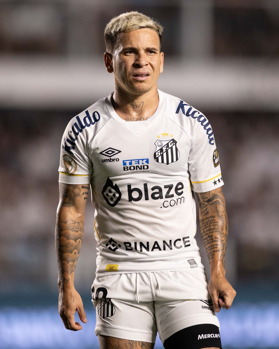 CBSSportsGolazo's tweet photo. SANTOS HAVE BEEN RELEGATED FOR THE FIRST TIME IN CLUB HISTORY. 😱

111 straight years in the Brazilian top-flight and now Santos will be playing in Série B next season. 🇧🇷 https://t.co/vyyNqgNzHc