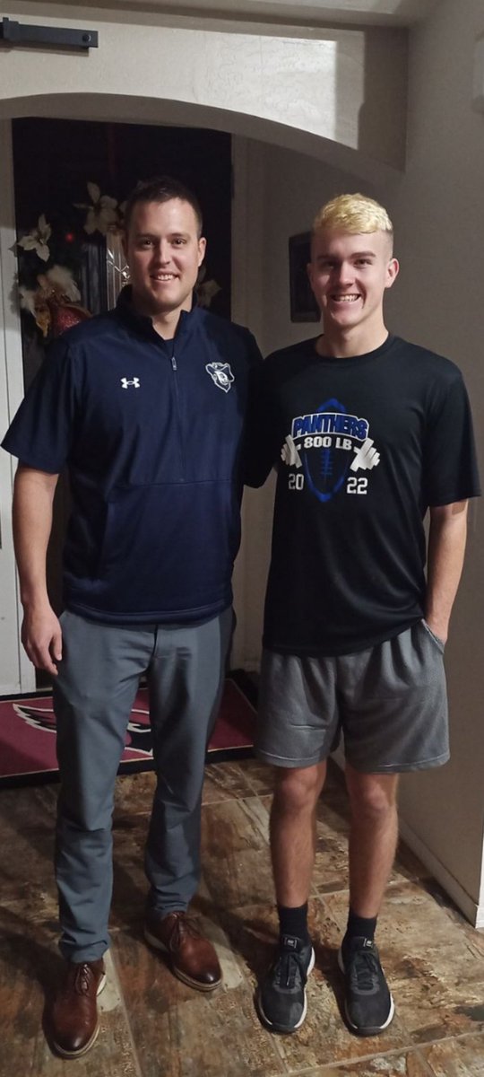 Thank you <a href="/CoachRyanGent/">Ryan Gent</a> for stopping by my house today to talk about South Dakota School of Mines! Can't wait for what's in store for the future! <a href="/CoachPerrone/">Coach Perrone (My Recruits)</a> <a href="/coachjgoodloe/">Coach Goodloe 🏴‍☠️</a> <a href="/JUSTCHILLY/">Just Chilly</a> <a href="/AZCoachRon/">Ron Baker</a> <a href="/donovanjmcnabb/">Donovan McNabb</a>