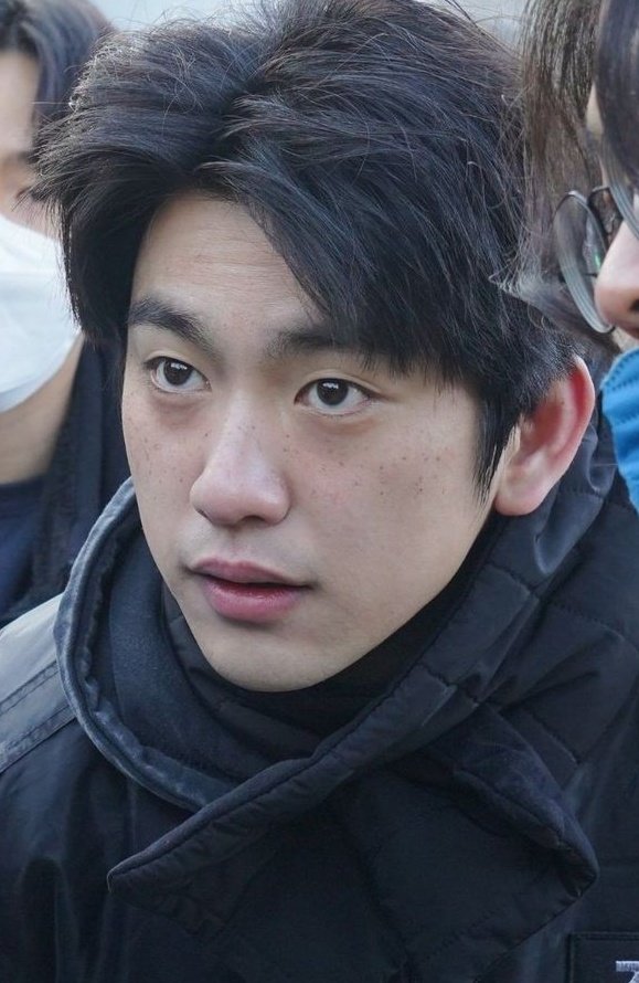 ً (@jinyounglook) on Twitter photo 