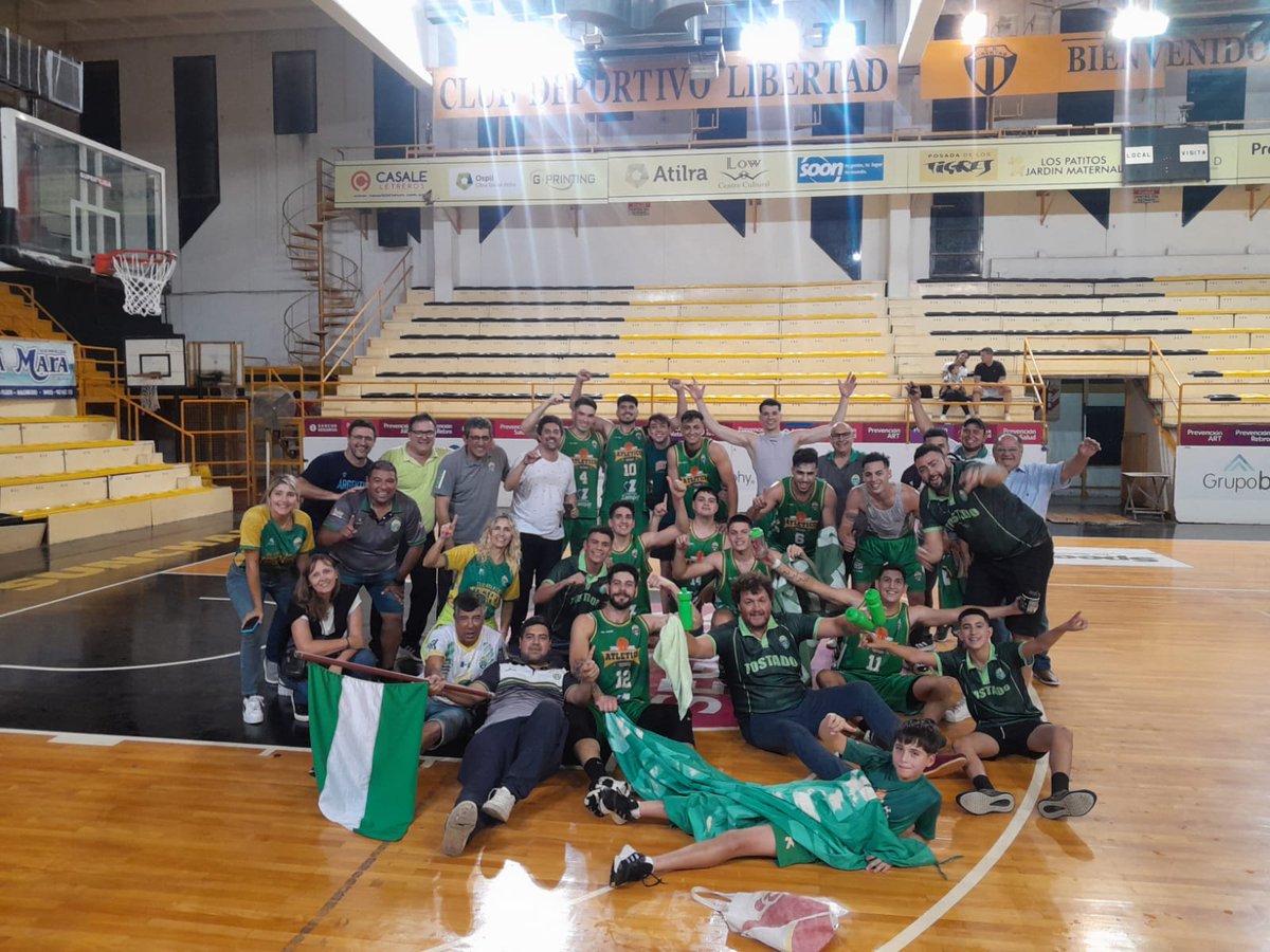 AtleticoTost's tweet photo. 🇳🇬🏀 EL VERDE ASCENDIÓ AL TORNEO FEDERAL!!!!

Luego de una campaña impecable no se podía esperar menos de este grupo, que dominó la zona de principio a fin y obtiene su más que merecida recompensa.
💚 FELICITACIONES EQUIPO, VAMOS VERDE!!!! https://t.co/ZO45Wt3lvn