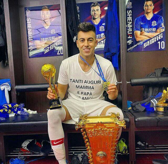 jbbtstde's tweet photo. Há 4 anos atrás, 06/12/2019, o Stephan El Shaarawy se tornava Campeão da Chinese FA Cup 2019 e também ganhava o prêmio de melhor jogador da competição jogando pelo o clube Chinês Shanghai Shenhua. @OfficialEl92
DAJE FARAONE DAJE! 💙 #EL92 https://t.co/Ju0If6HzV8