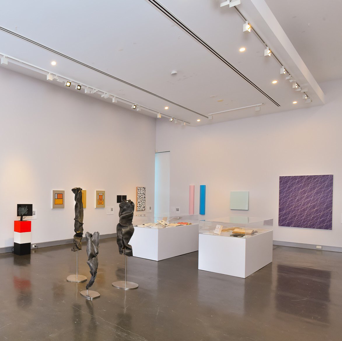 On display for one more week at the Deakin University Art Gallery is Text – Re read. Image caption: Installation image of Text Re Read, Deakin University Art Gallery, photograph Simon Peter Fox. Open 11-5 Mon to Fri. Must finish 15 Dec 2023.