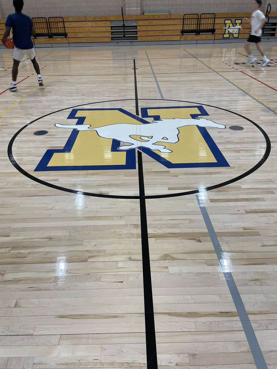 FennisDembo87's tweet photo. Just got back from the gr8 town of Norwood. (Had to hit Byblos)So much accomplished w/ the Mustangs helping them grow their culture @coachfraioli has something special happening #SelfAwarenes #GreenTeamTakes, 1% Better, #Accountability ⭕️ #leadersall #HypeGuy
@NorwoodBoysHoop 🏀 https://t.co/XrRoEYPmS3