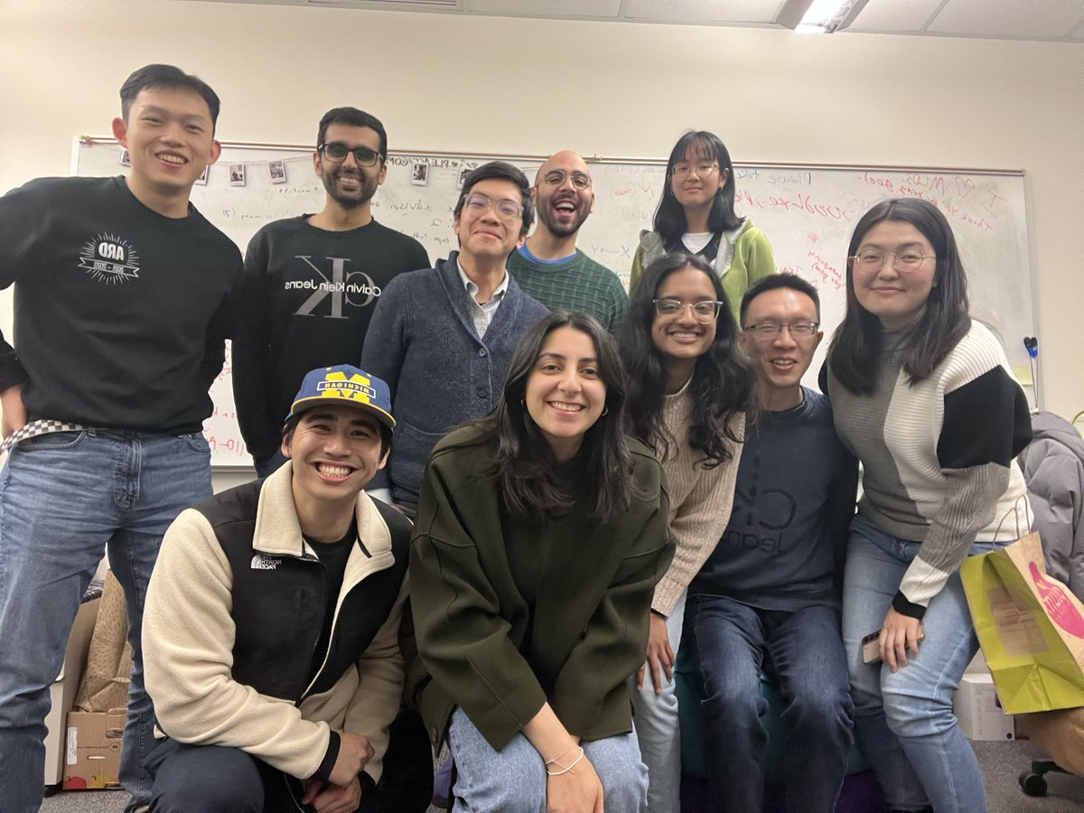 Last Secret Santa with many of my
lab mates who recently defended 🥺 I guess since it’s application season, this is me plugging MLD3 at UMich CSE led by Prof. Jenna Wiens! We do AI, ML, HCI, mostly inspired by healthcare. But most importantly we have fun together 🫶