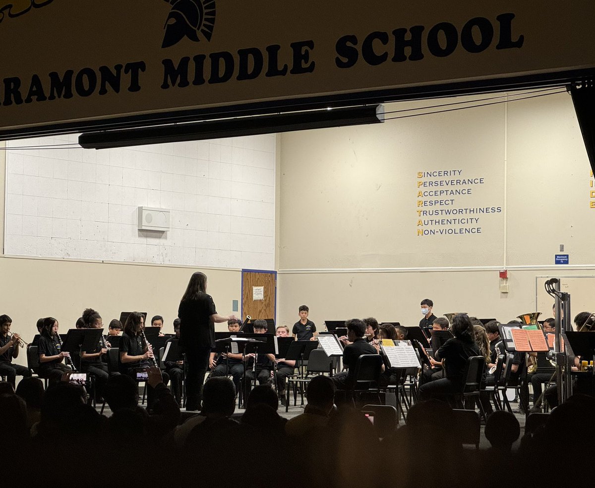Sierramont Band and Orchestra rocking the halls with festive holiday tunes to a standing room only audience. #SpartanPride #BUSDPride #VAPA #HappyHolidays