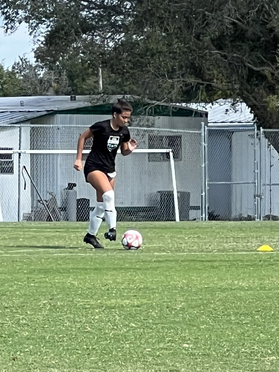AnastasiaVirata's tweet photo. Awesome ID camp hosted by Eckerd College in St Pete/Largo, FL couple weeks ago!  Met a lot of great college coaches! https://t.co/eDYG8XBwNK