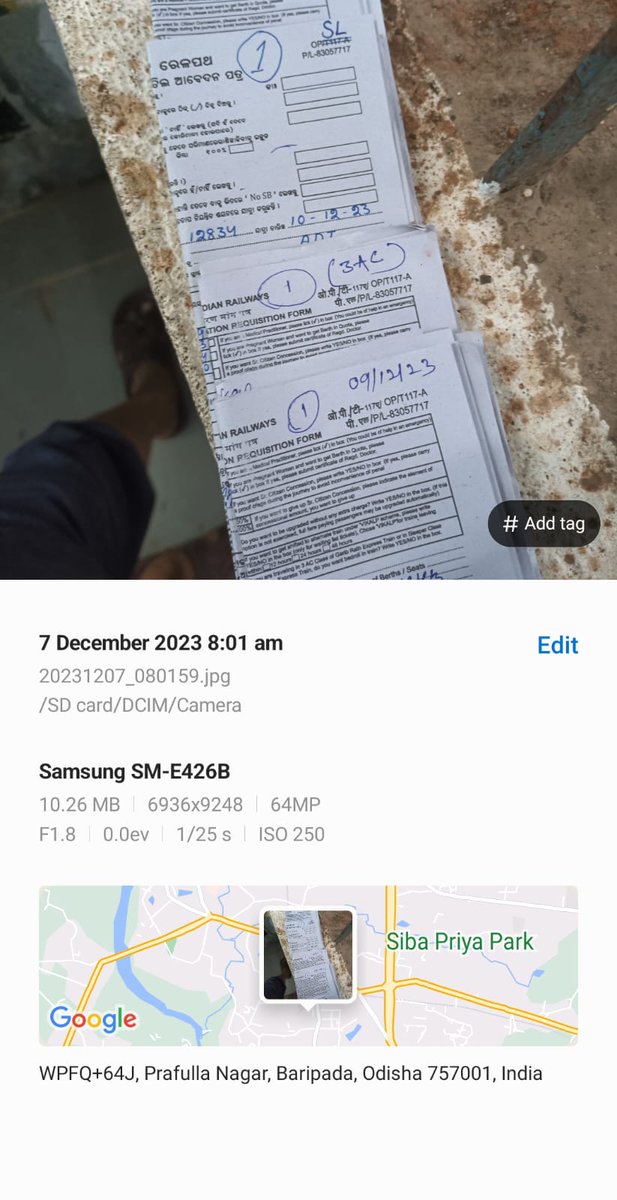 binod_pradha's tweet photo. @RailMinIndia @RailwaySeva @Se_Railway @AshwiniVaishnaw 
Sir, please need your immediate action at Baripada railway station. Agents keep their slip 3 days before at counter and not allowing other person. Contact no. 9500952805 https://t.co/gKd2M9tkjd
