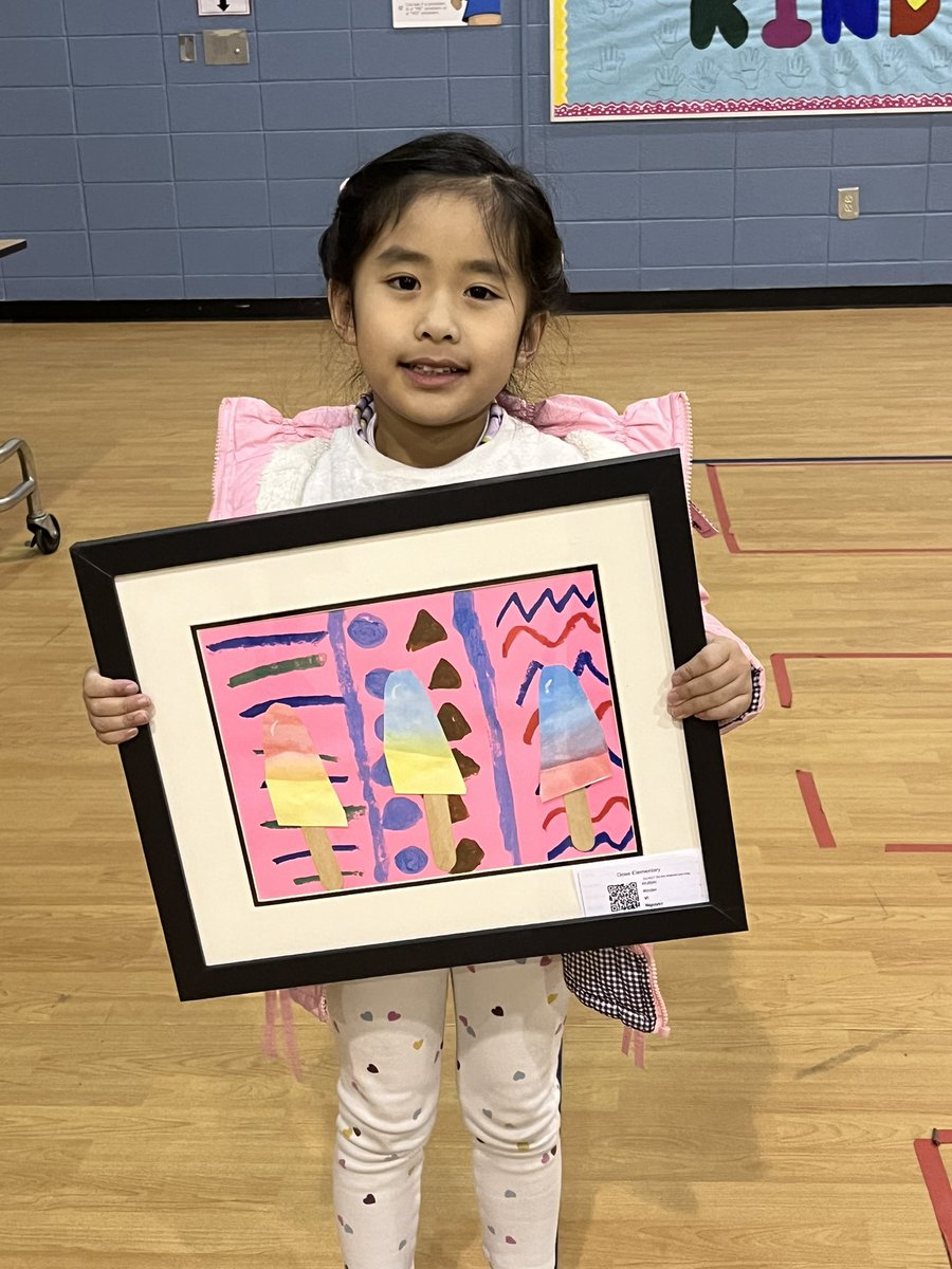 grayLn_FCS's tweet photo. Night of the Arts was a hit! Thanks to @KlausmanMusic and @OceeArtists for putting together an #otterlyamazing celebration of art and music! 
@OceeElem https://t.co/Zm2GB267mP