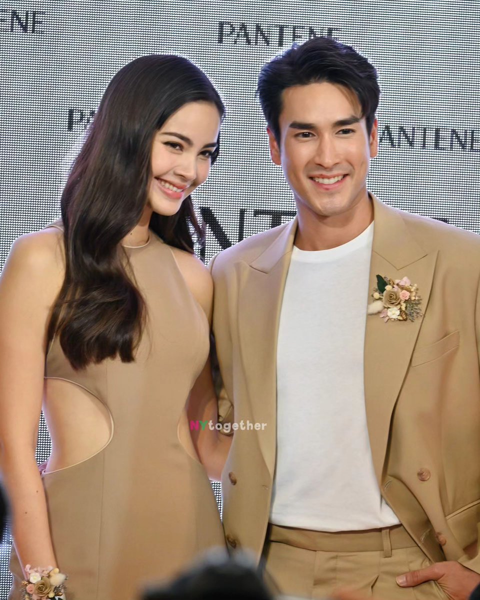 beauamis1's tweet image. #ณเดชน์ญาญ่า  งาน #แพนทีน  #Flowmate #คู่แท้ผมพลิ้วเด้งสวย
#PanteneFlowmate
 #PanteneTH
#ณเดชน์ #ญาญ่า 
 cr@nytogether 
Perfect Couple 👩🏻‍🤝‍👨🏽
รู้สึกแบบนี้มาตั้งแต่ปีแรกที่ได้รู้จักกับความ ณเดชน์ญาญ่า มาจนถึงทุกวันนี้ 😊❤️
#nadechyaya #nytogether 
#nadech #urassayas