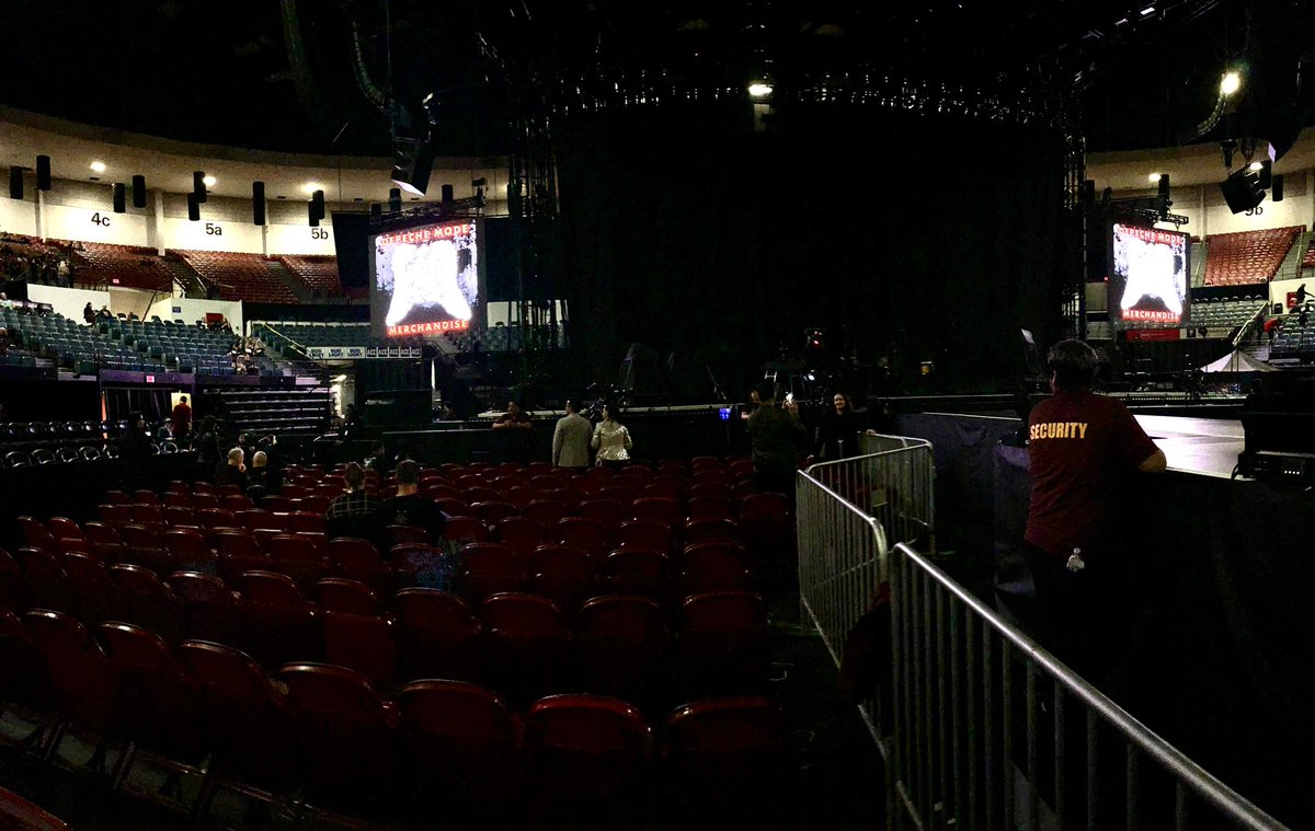 nslemmer's tweet photo. #DepecheMode https://t.co/zRXg5D8F1T