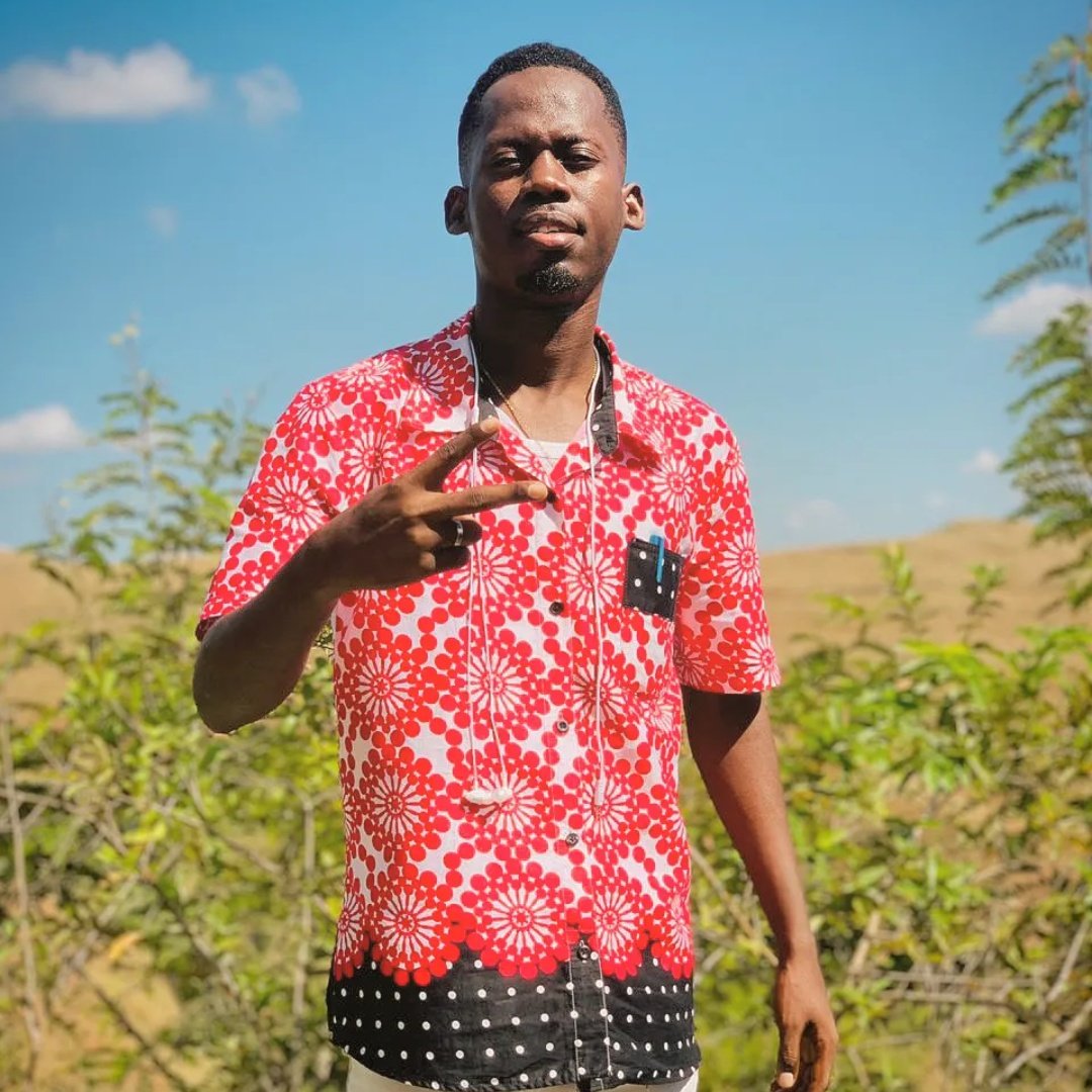 IKingarly's tweet photo. #NouvellePhotoDeProfil https://t.co/MYeah4f1Lb