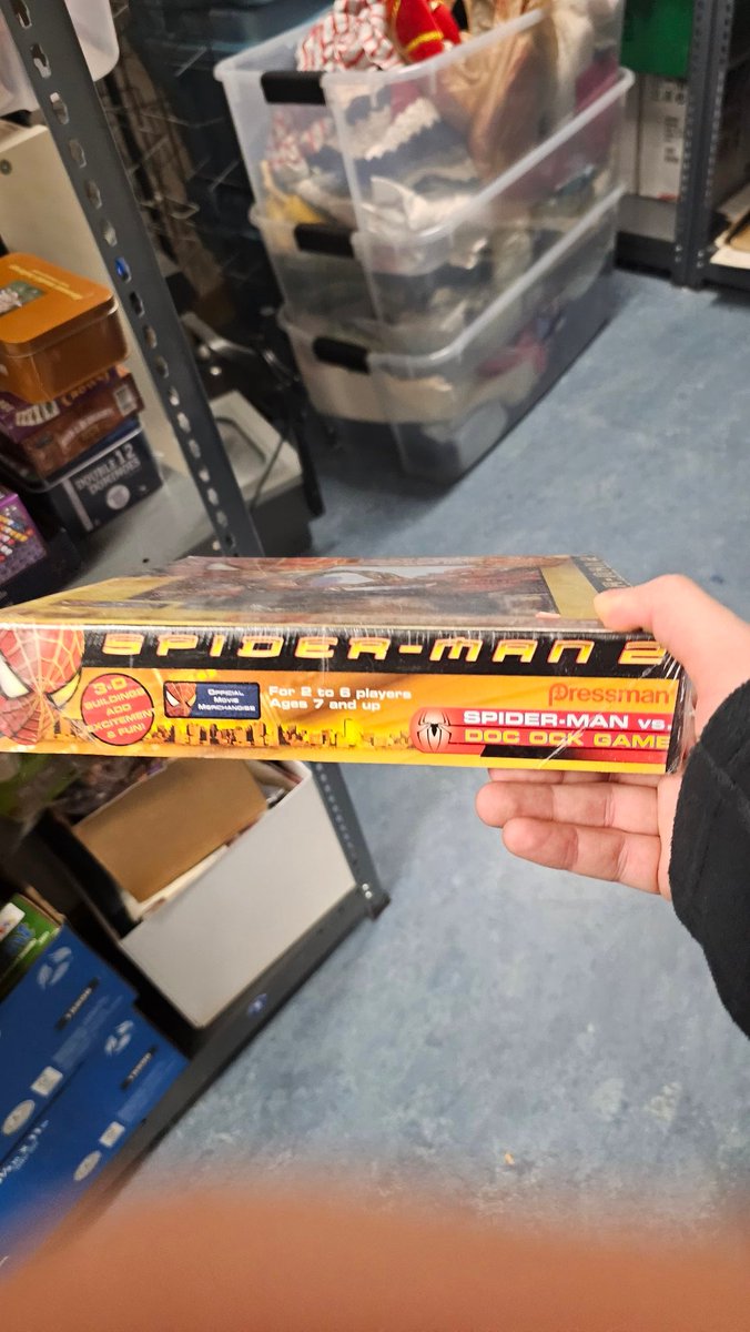 TeddyJKo's tweet image. Yo #raimi twitter how rare is #SpiderMan promo like this? I'm high key mad promo material doesn't go this hard anymore.