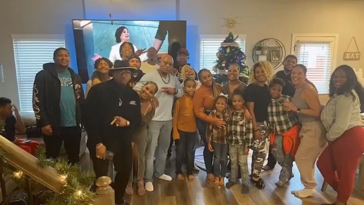 nezzieamazon's tweet photo. Thanksgiving video been out on YouTube i appreciate if y’all go watch it and run it up more coming soon https://t.co/SqqnFtAylr https://t.co/AsscQxS9B7