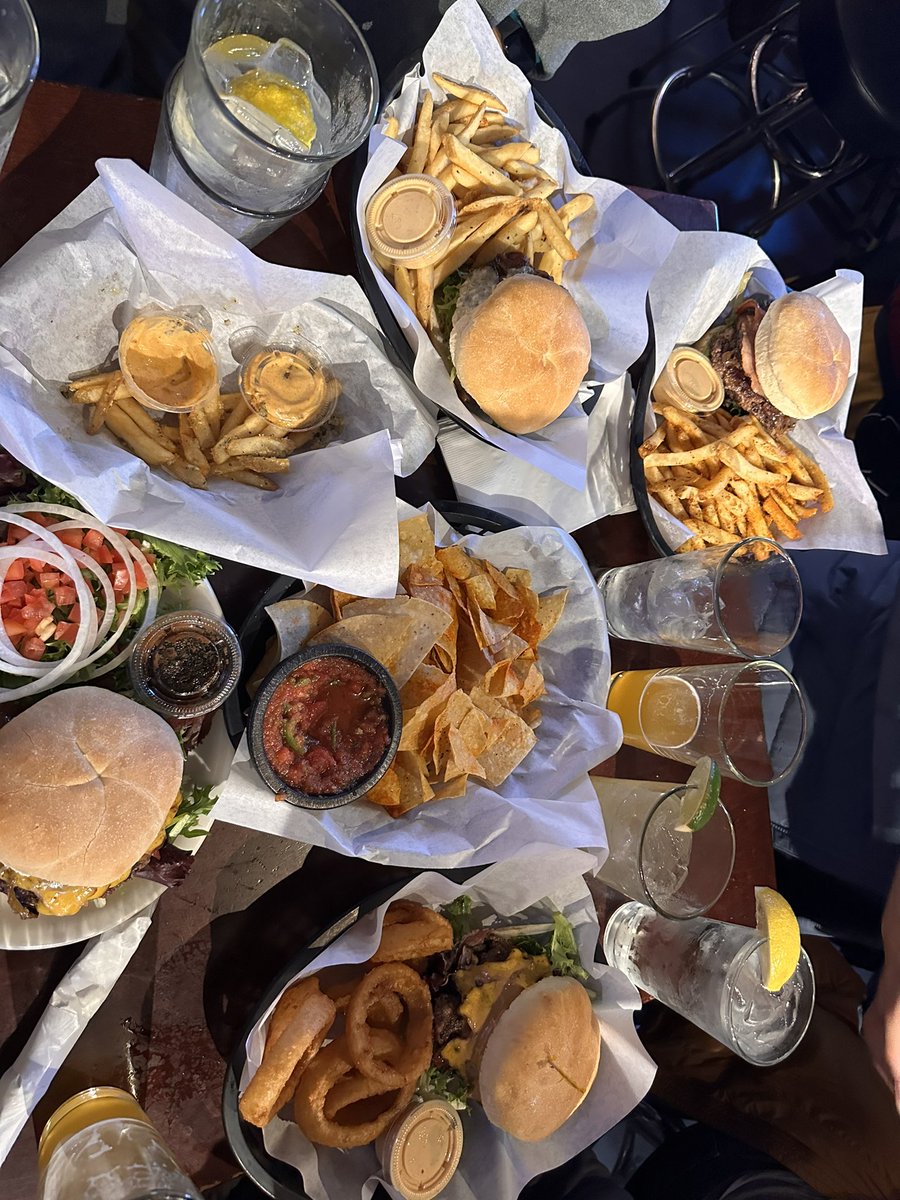 C_KenyonDO's tweet photo. It’s been 10+ years but still the best burger in @TripleABaseball 

Dragging out new friends to @Lucky13SLC for some #ATPCFun @Teamsportsdoc23 

@DerekStokesMD @JoshuaRomeroMD @BrianSuttererMD https://t.co/5hfp86SUT1