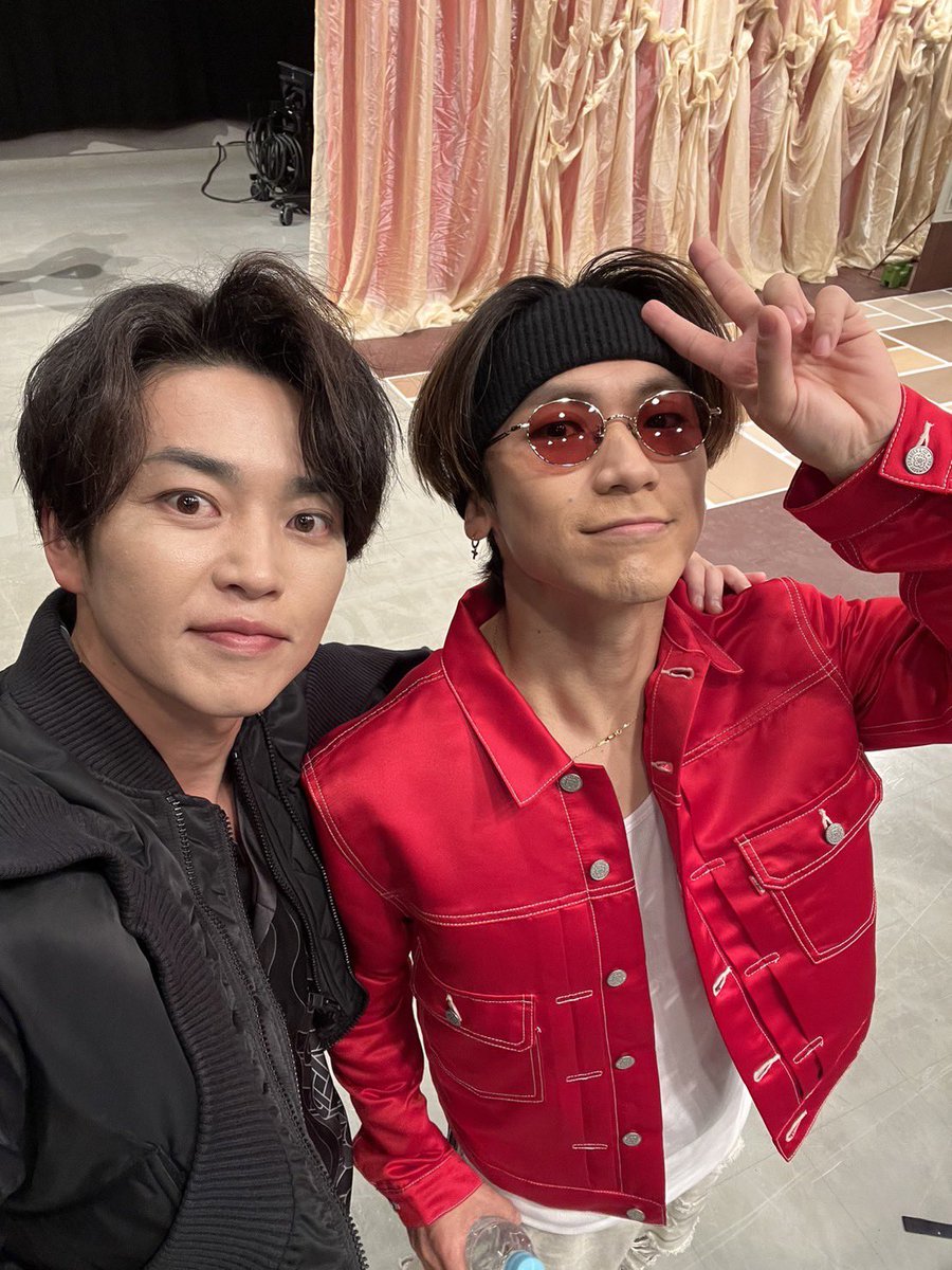 Naoto_EX_3JSB_'s tweet photo. FNSダンスコラボチーム🔥
みんなありがとう🙏
またやろうと約束しました。 https://t.co/2h9lD0Hvmm
