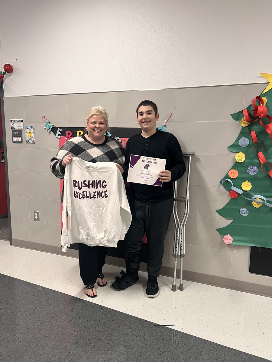 StaffordClass's tweet photo. It was an honor to give my Student of the Quarter Award to Jacob! He’s an awesome young man, works hard, funny, extremely respectful, and always has a smile when in my class! Jacob, go move your mountains! Super proud of you! @ProsperRushing @ProsperISD #RushingAllAlways https://t.co/exswhq0fbg