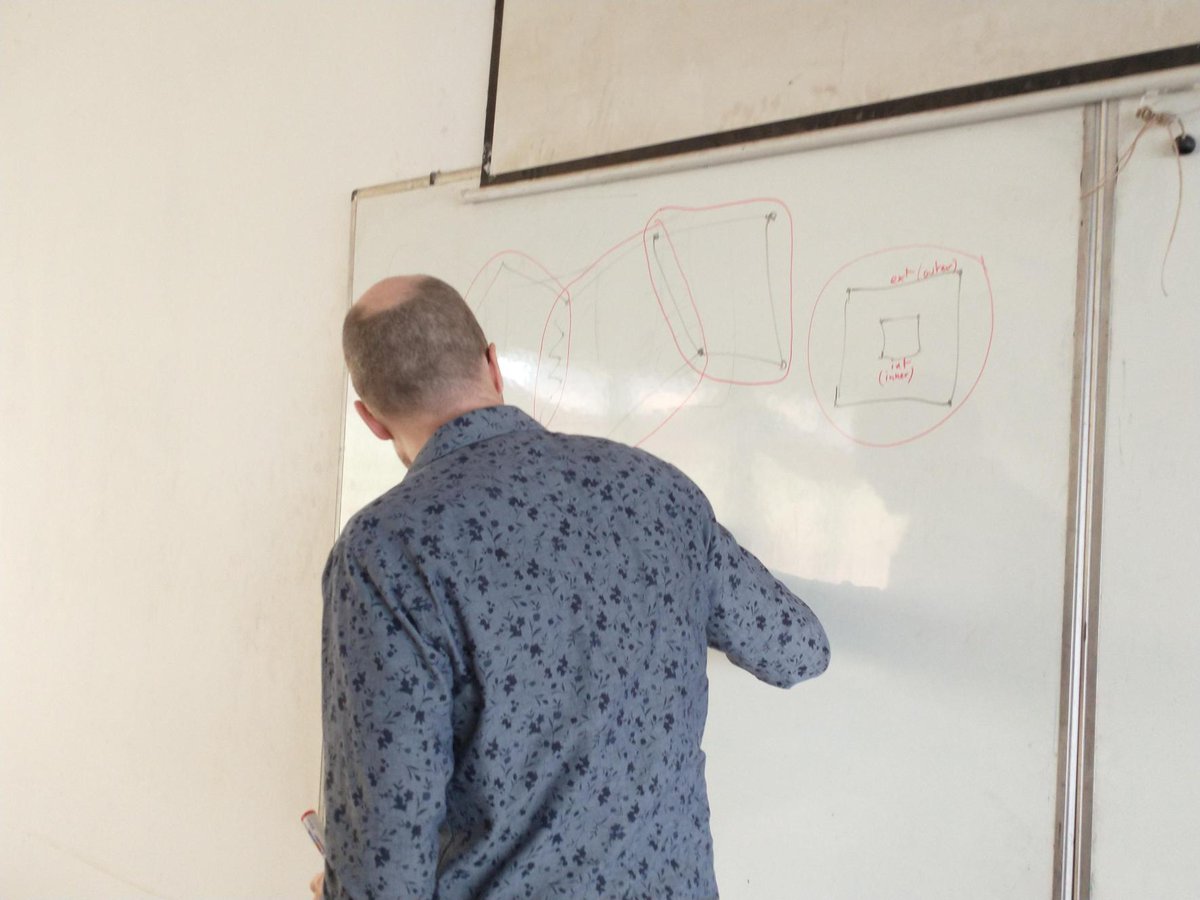 🇨🇲Yaoundé, Cameroon

We had an awesome session yesterday with <a href="/ENSTP_cmr/">École Nationale Supérieure des Travaux Publics🇨🇲</a> students, diving into mapping relations on #OpenStreetMap🗺️

Today, we are hitting the field with them for some POIs collection!🤳🏪