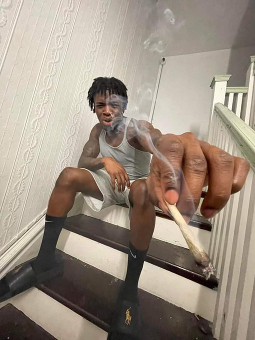 En caso de que est&eacute;s revisando mi perfil https://t.co/KmEUBg1rkK