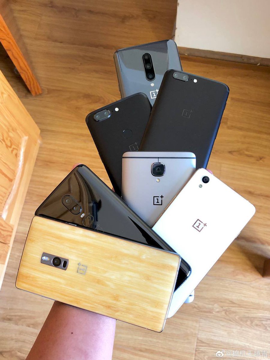 OnePlusClub's tweet image. Old photo but OG OnePlus phones

Which one was your favourite?