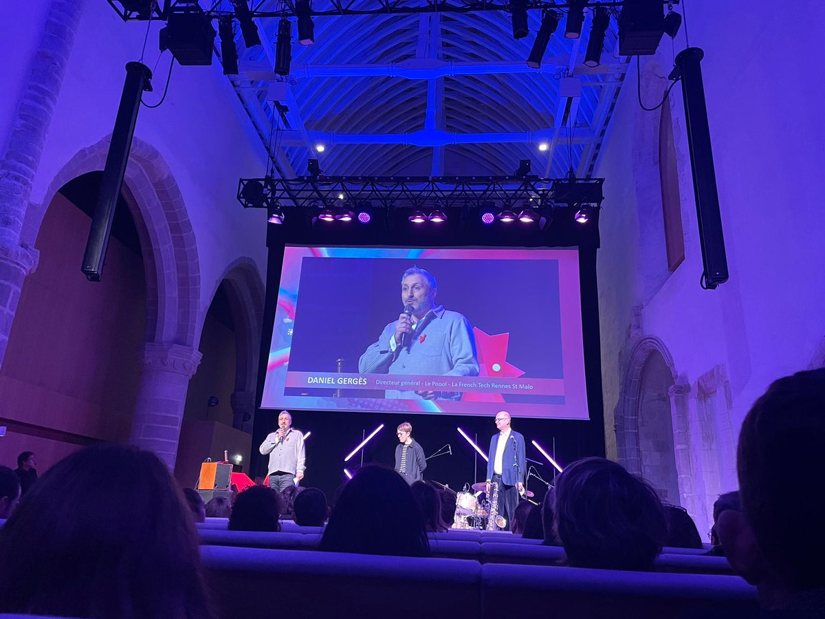 Asteryos (@asteryosgroup) on Twitter photo 📌🎊C'est parti pour l'#ImagineSummit à #Rennes
Avec le discours d'ouverture de <a href="/danielito/">Daniel Gergès</a>, directeur du <a href="/Le_Poool/">Le Poool x La French Tech Rennes St-Malo</a>, Angélique Duret, DG de <a href="/dest_rennes/">Destination Rennes</a> et <a href="/_Patrick_Gros/">Patrick Gros</a> directeur de l'<a href="/Inria_Rennes/">Centre Inria de l'Université de Rennes</a>
#innovation #innovationvertueuse 📌🎊C'est parti pour l'#ImagineSummit à #Rennes
Avec le discours d'ouverture de <a href="/danielito/">Daniel Gergès</a>, directeur du <a href="/Le_Poool/">Le Poool x La French Tech Rennes St-Malo</a>, Angélique Duret, DG de <a href="/dest_rennes/">Destination Rennes</a> et <a href="/_Patrick_Gros/">Patrick Gros</a> directeur de l'<a href="/Inria_Rennes/">Centre Inria de l'Université de Rennes</a>
#innovation #innovationvertueuse