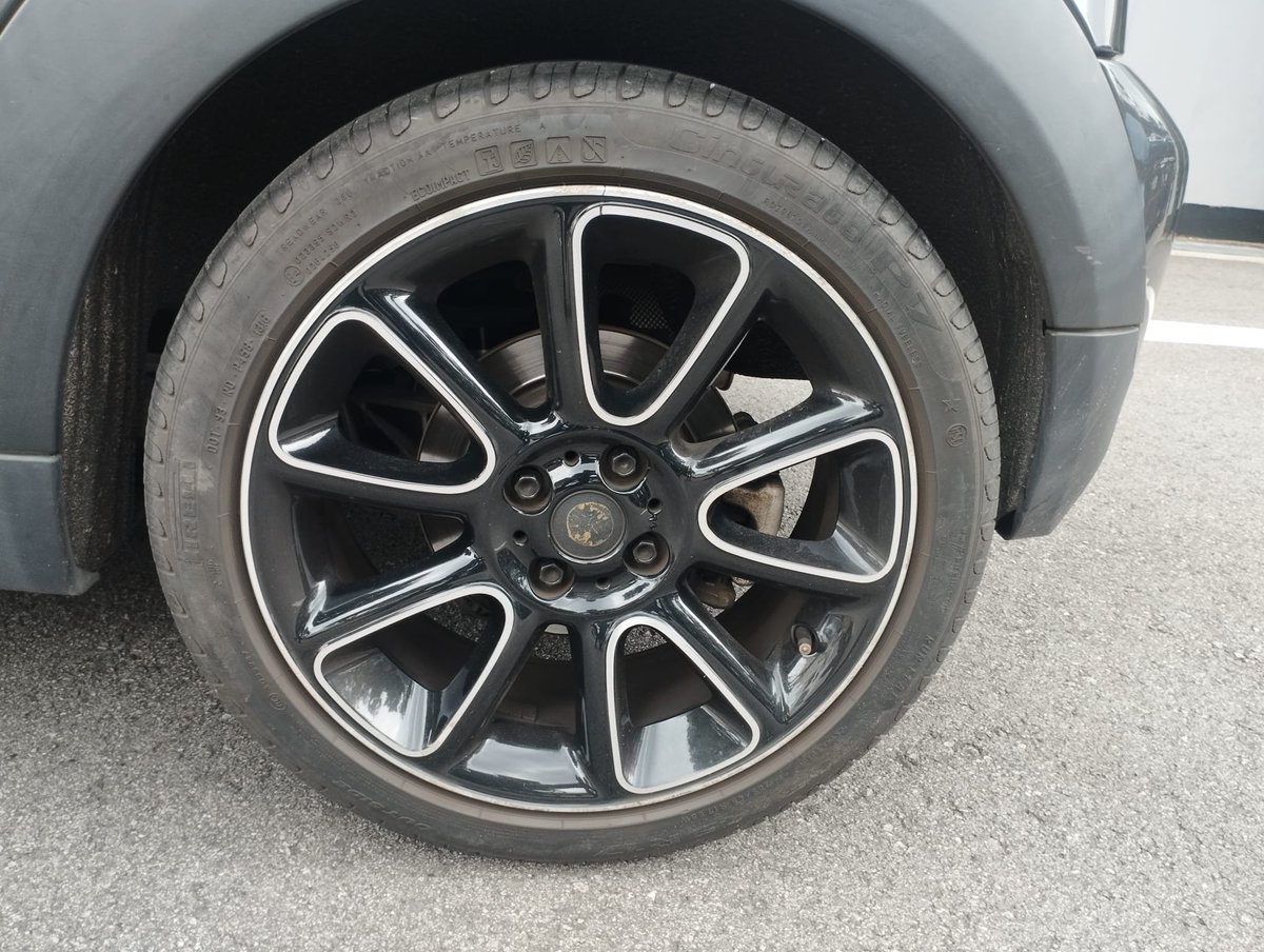 propelauto's tweet photo. Mini Cooper S 17inch Sport Alloy Wheels with Tire #OnSale
Grabbers! Bring your ride to our Warehouse and trade in your rims🤗👇
#MiniCooper #CooperS #Sportrims #17inch #SGCars #MiniRims #MiniCooperWheels #Alloywheels #Tradein #ExchangeSale #GenuineRims #UsedCars #PropelAuto #SG https://t.co/mTtztCz9pp
