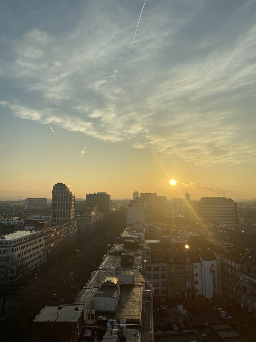 Guten Morgen,Düsseldorf!☀️