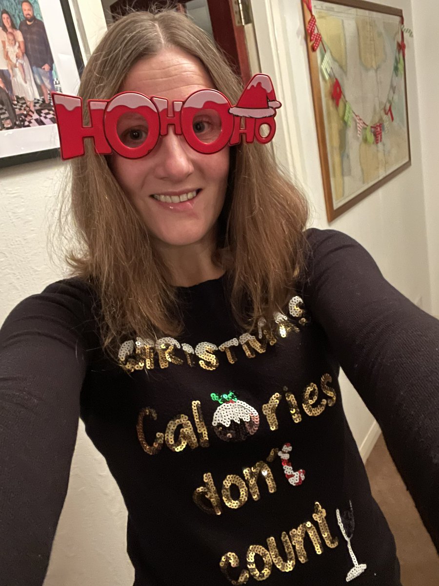 Alison Munro tweet media