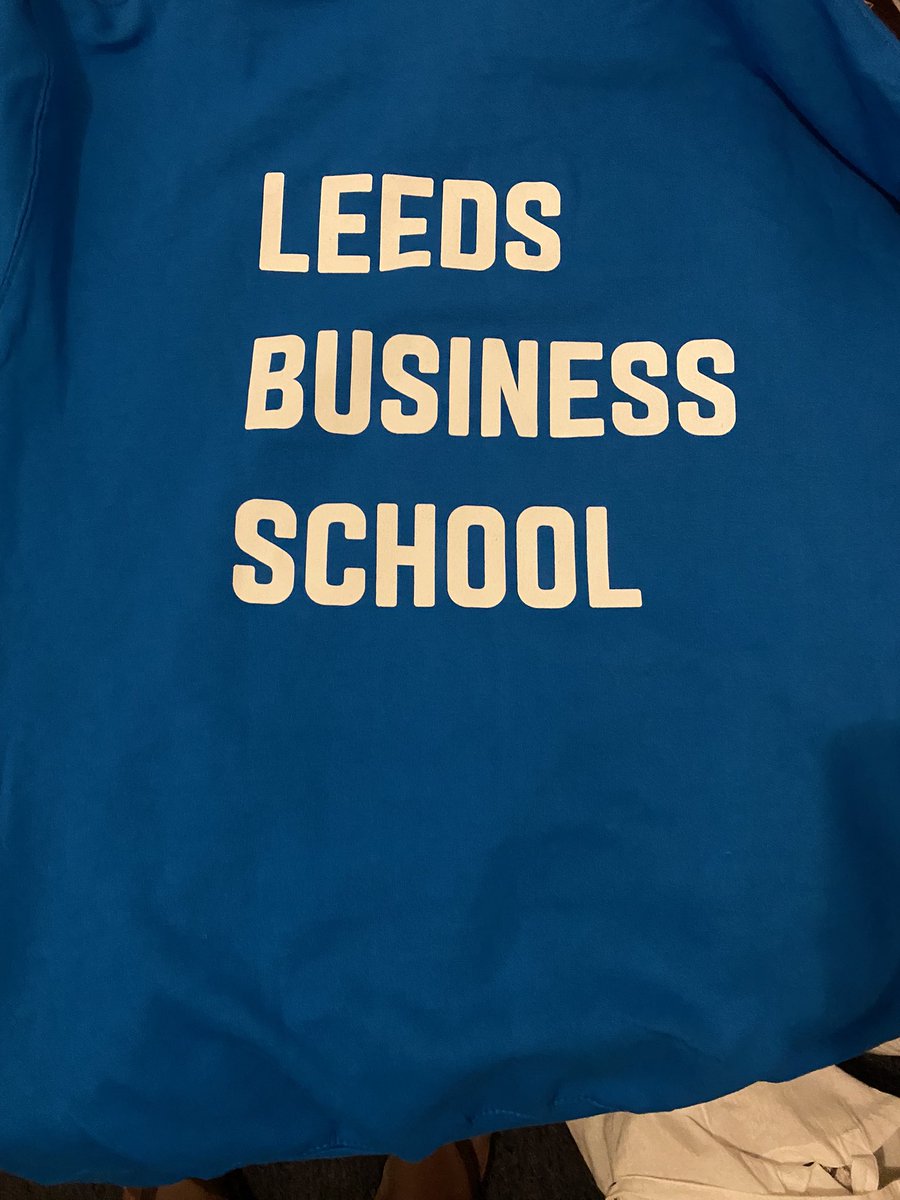 eazymartinez's tweet image. Back to uni listening to presentations on various topics within the context of corporate communications in an intercultural context. Thanks to @TeeClayts and Rudi for inviting me to share feedbacks with PR &amp;amp; Strategic Comms Masters students @LeedsBizSchool.
Got some merch too 😊