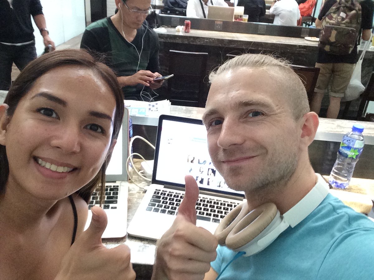 MyTGdate's tweet photo. No rest for the wicked 😅 A few hours to kill at the airport? Take out those laptops and work! Our quality dating platform for trans women won't build itself he?

(2016 throwback 😱)

#ThrowbackThursday #tbt #LoveKnowsNoGender https://t.co/sfTRix6WOx