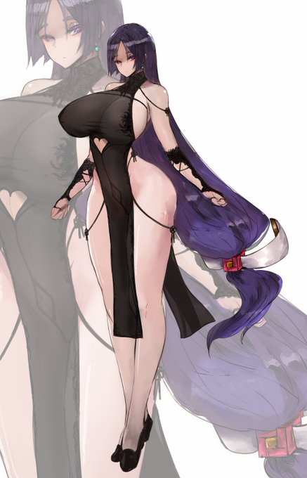 #ããèŠãå¥Žã¯æã£ãŠããçŽç«ããŠãç»åãããã
é Œå
ããè¡£è£
ã©ã