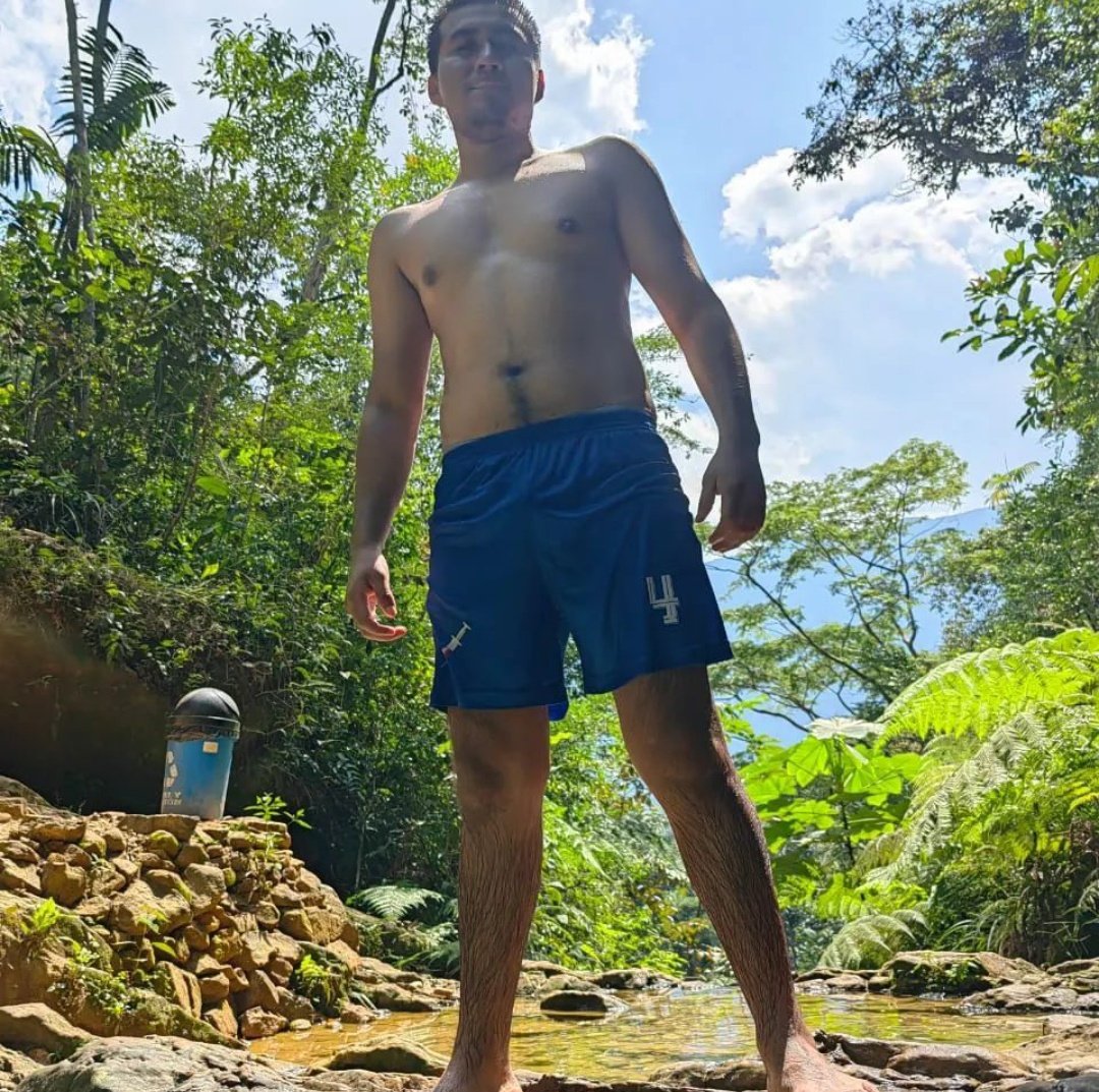 Rupertolupo13's tweet photo. #naturaleza #tarapoto 🌴💚😎 https://t.co/BAmTrSbFhi