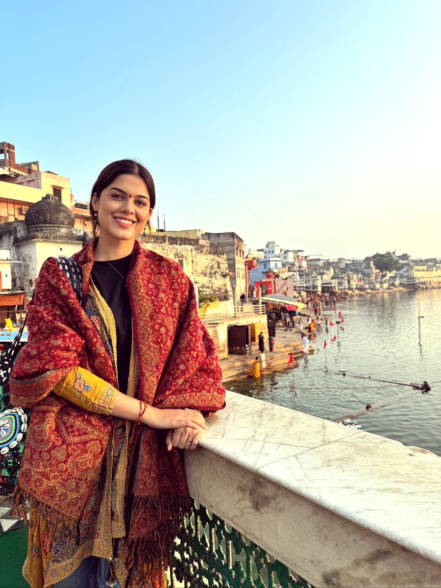 Embraced the divine aura at Pushkar Sarovar, nestled near Ajmer. 
Revered as Tirtha-Raj, it is said that Lord Brahma himself created this holiest lake.

Grateful & blessed to be born in this diverse bhoomi of Bharat. 🇮🇳🙏

#Pushkar #TravelDiaries #TravelIndia #AshaKiAsha