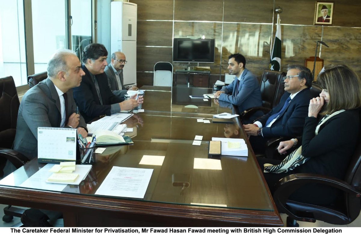 A delegation of the British High Commission called on the caretaker Federal Minister for Privatisation, Fawad Hasan Fawad, on 6th December, 2023 at Privatisation Division. For more details follow the link privatisation.gov.pk/NewsDetail/MGY… @GovtofPakistan @fawadhasanpk