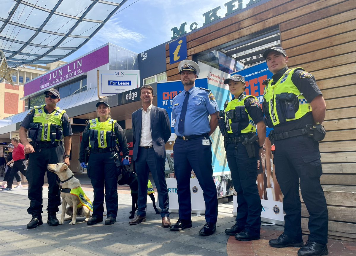 Tasmania Police is targeting shoplifters in the lead up to Christmas, increasing high-vis patrols in popular precincts.