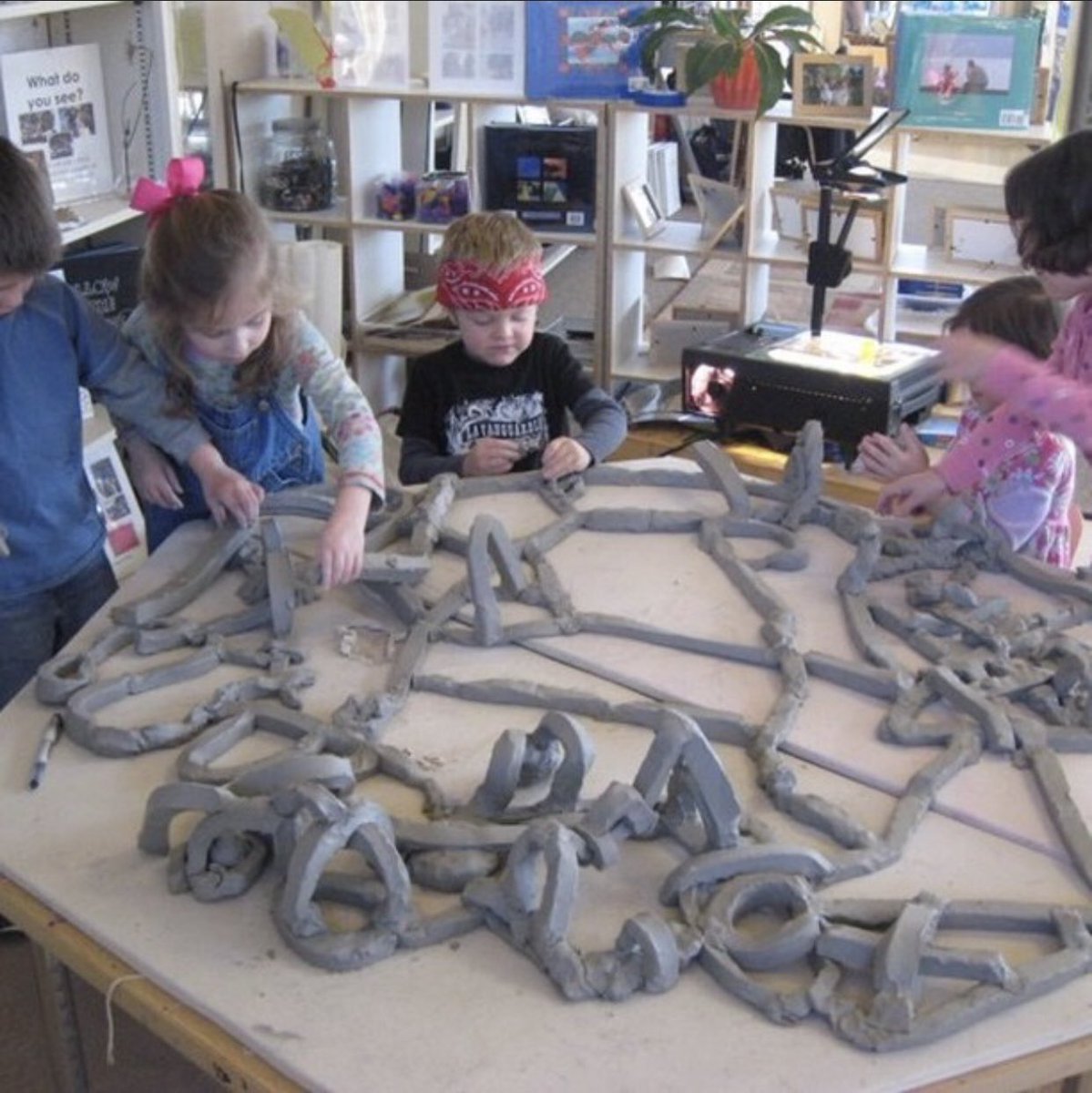 Playfulinquiry's tweet photo. Let’s play with clay!
https://t.co/3rcu90KxBK https://t.co/YwmBEccnKm