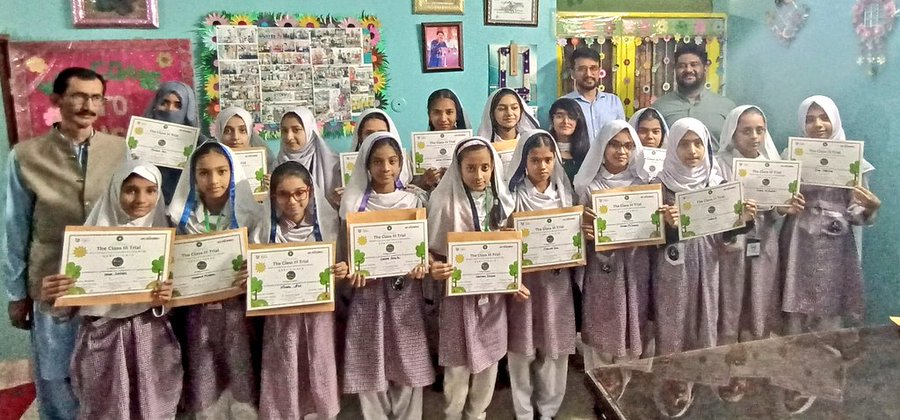 AKU_ClassIII's tweet photo. Congratulations to our students for their outstanding contributions!  #AKU #ClassIII @MariamAKhokhar1 @Kamsid66 @IqbalRomaina https://t.co/wsLGRPAh0X