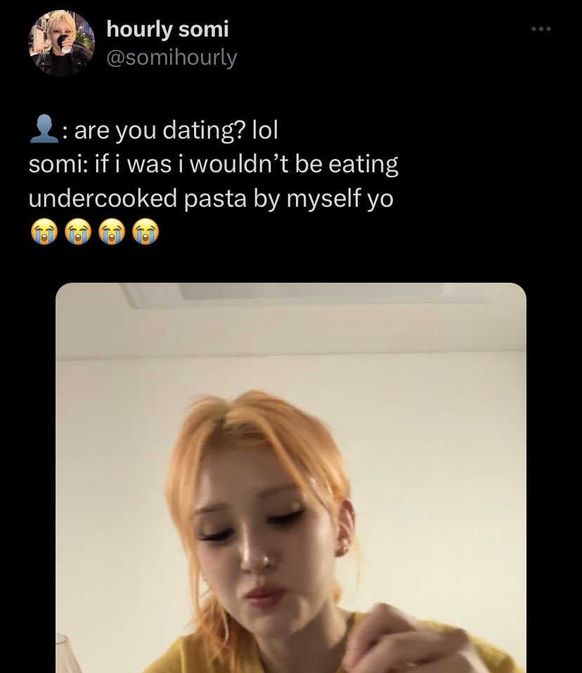 somihourly's tweet photo. somi just don’t care she’s the realest and funniest idol there is 😭😭😭 https://t.co/GLCT4AEjU4