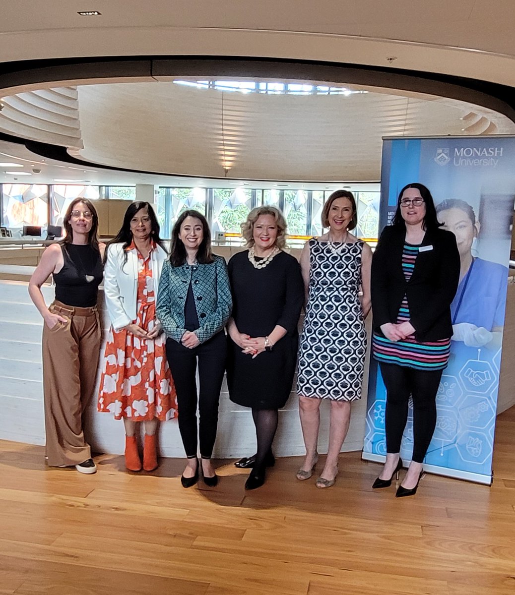 @jayashrikulkar1 and fellow @MonashUni researchers yesterday presenting our work on eating disorders to Ms Kat Theophanous MP. A proud moment for HER Centre as we introduced 7 new Li-THRED clinical trials that will provide new hope for those with eating disorders #ClinicalTrials