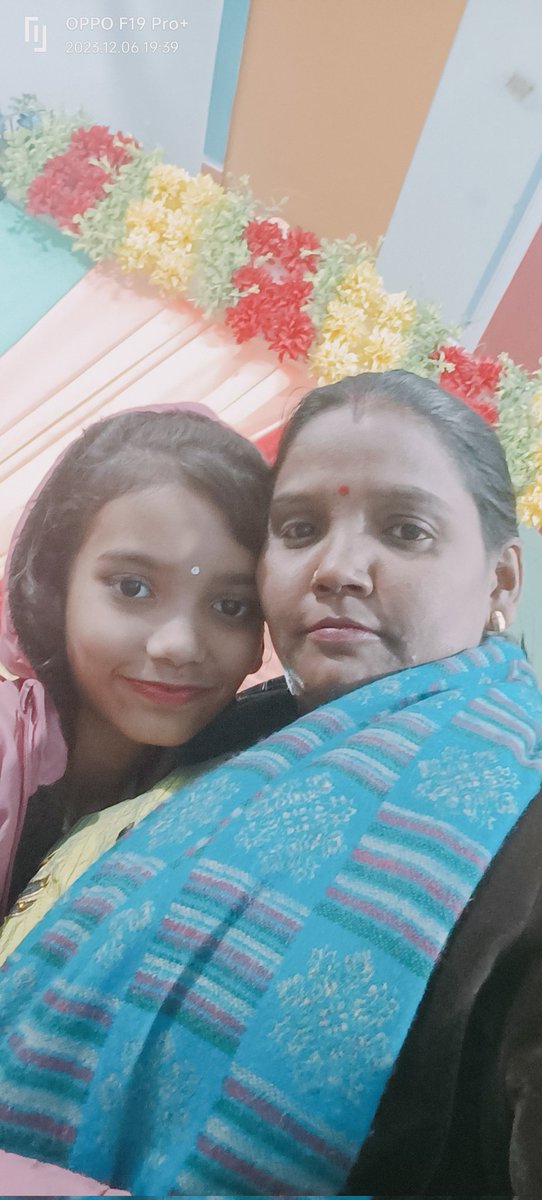 Reena Yadav (@reenaya11609720) on Twitter photo 