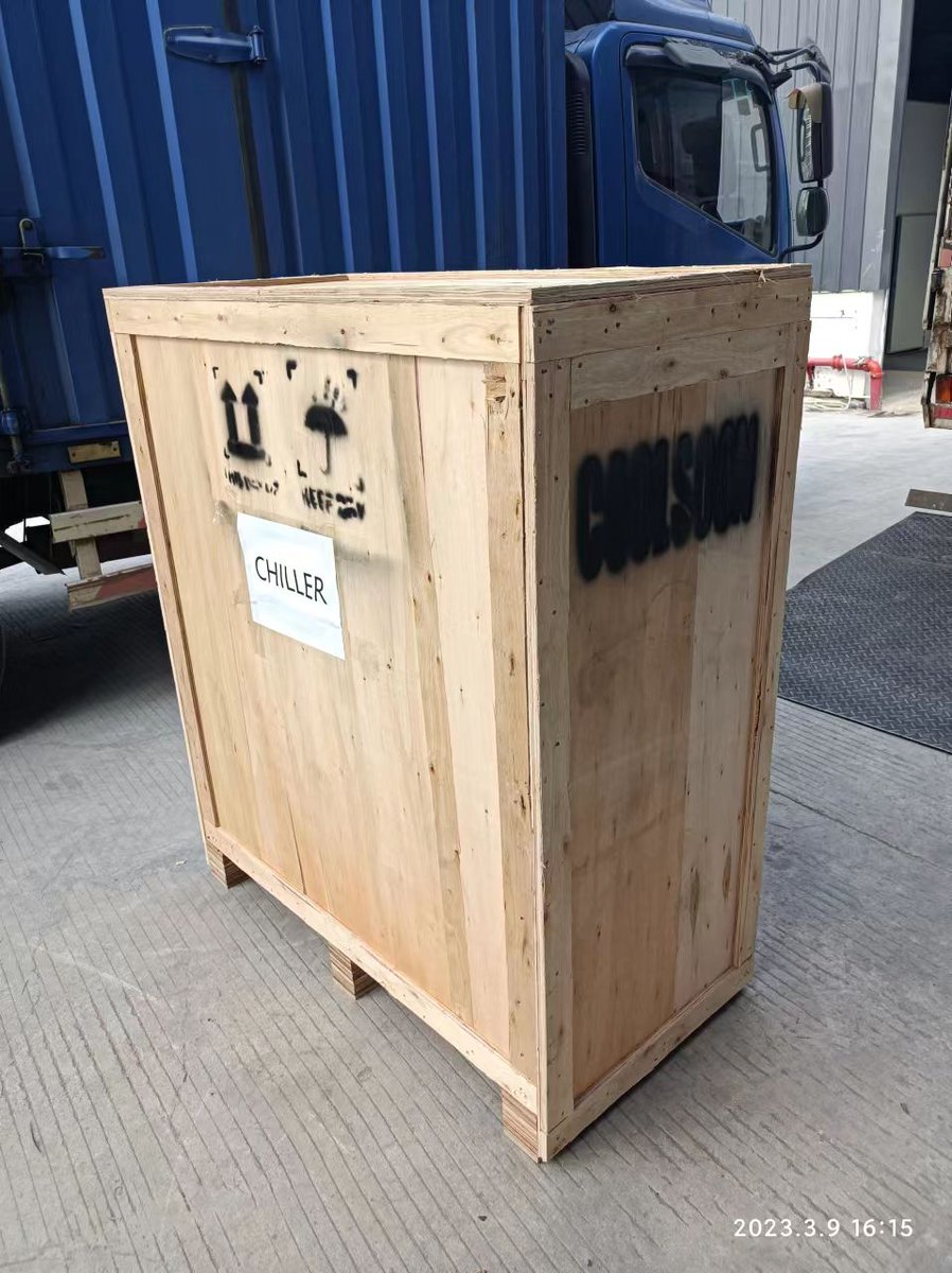 COOLSOON Chiller use wooden case packing,to prevent the goods from damage during transportation.#COOLSOON #aircooledchiller #chiller #chillersystem