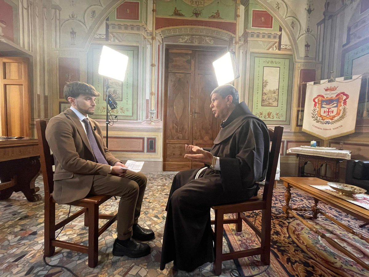 RubenAirini's tweet photo. Talking about the war in Holy Land with Fr. Ibrahim Faltas.
#Gaza #israel #war #holyland #cristiani #christian https://t.co/ZJo8hcbsqs