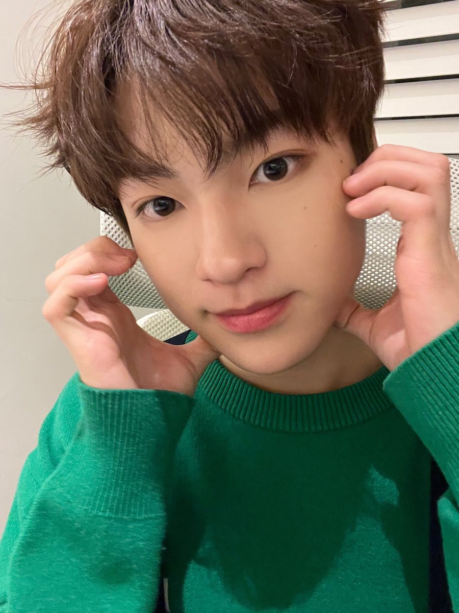 TOZ_YYent's tweet image. [#TAKUTO]

토파즈 여러분!! 항상 응원해줘서 고마워요^^ 저도 토파즈 덕분에 열심히 할 수 있어요!! 우리 함께 영원히 해요!!!!

#TOZ #タクト