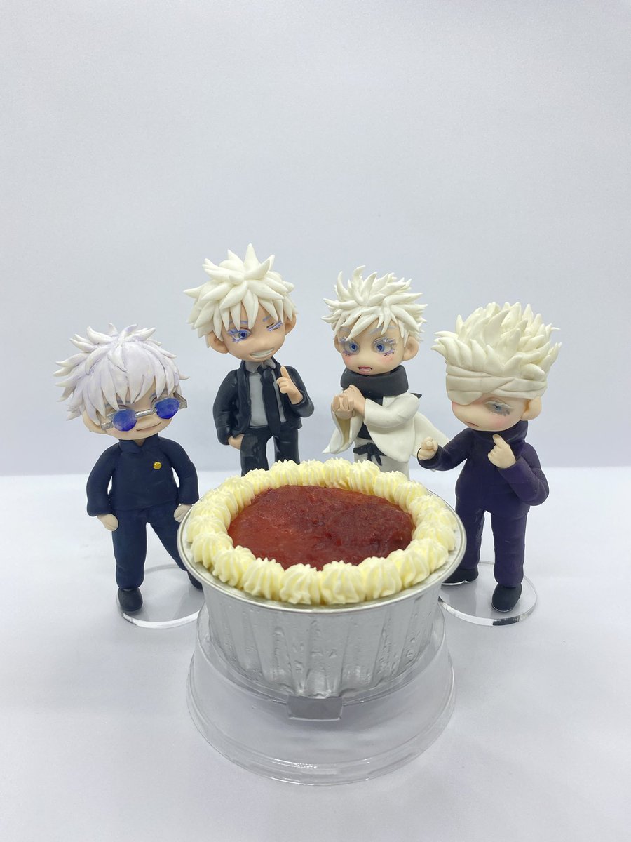 gojosugarush's tweet photo. Mini Gojos with their mini cakeeee 🎂

#五条悟誕生祭2023
#五条悟生誕祭2023 https://t.co/fG2eyLS0ci
