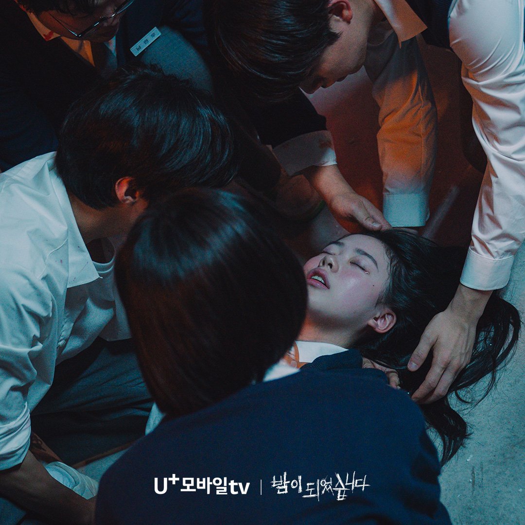 more Lee Yoon Seo behind in 1-4 episodes #LeeJaeIn #이재인 #NightHasCome #밤이되었습니다