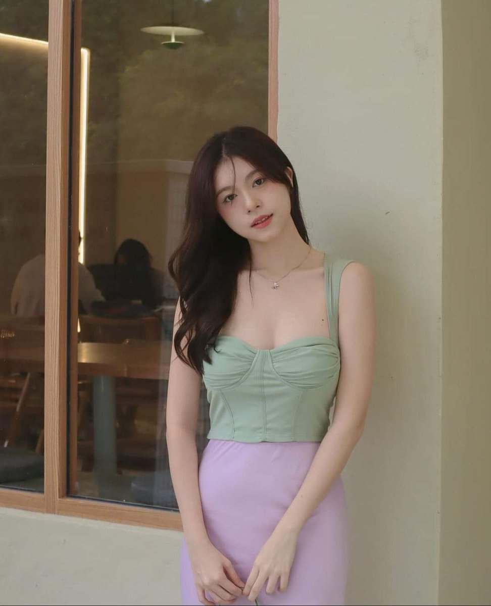 Vipcodon777's tweet photo. Ai trong đời không từng yêu nồng cháy
Cứ ngỡ rằng sẽ mãi đến ngàn sau
Có mối tình không đến được với nhau
Rồi khắc khoải giữa hai đầu nỗi nhớ https://t.co/ngrH1IT5jh