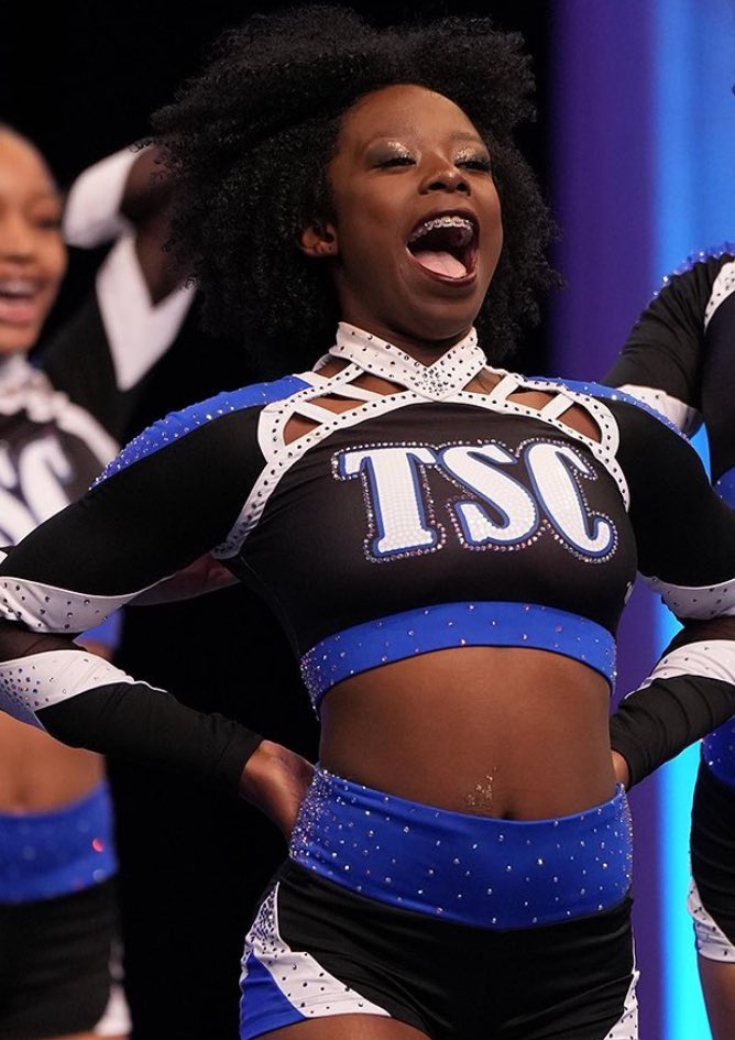 A Thread: Black All Star Cheerleaders with their Natural Hair (feel free to add)🫶
