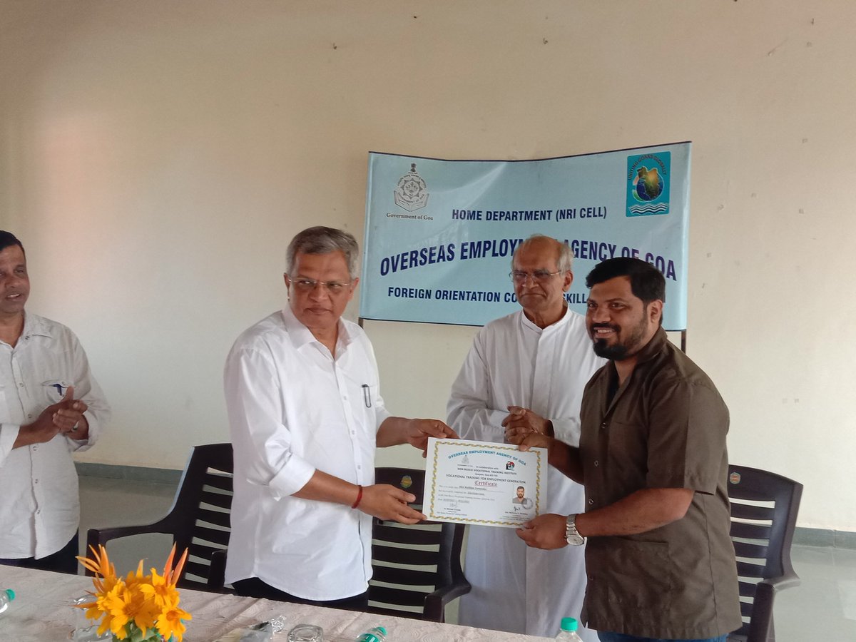 NRICommission's tweet photo. Distributed Certificates to participants who has successfully completed Skill upgrading courses in the field of F&amp;b ,Electrical &amp; home nursing held today( 07/12/23)at Don Bosco Institute,Quepem,Goa in collaboration with OEAG @NSawaikar @NRICommission https://t.co/EqwYnFeByL