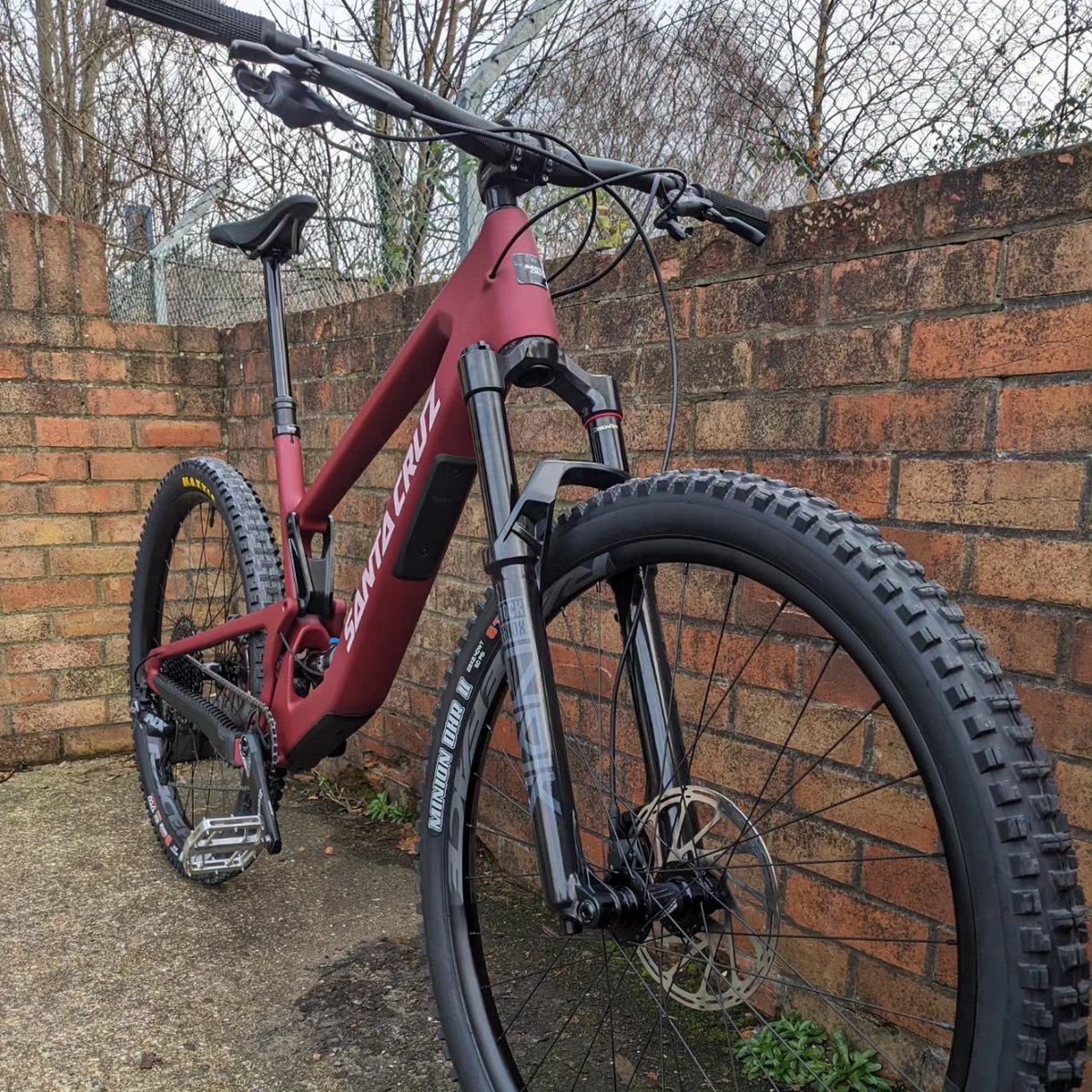 New Hightower in matte red on its way to a new home. Lovely colour this one!