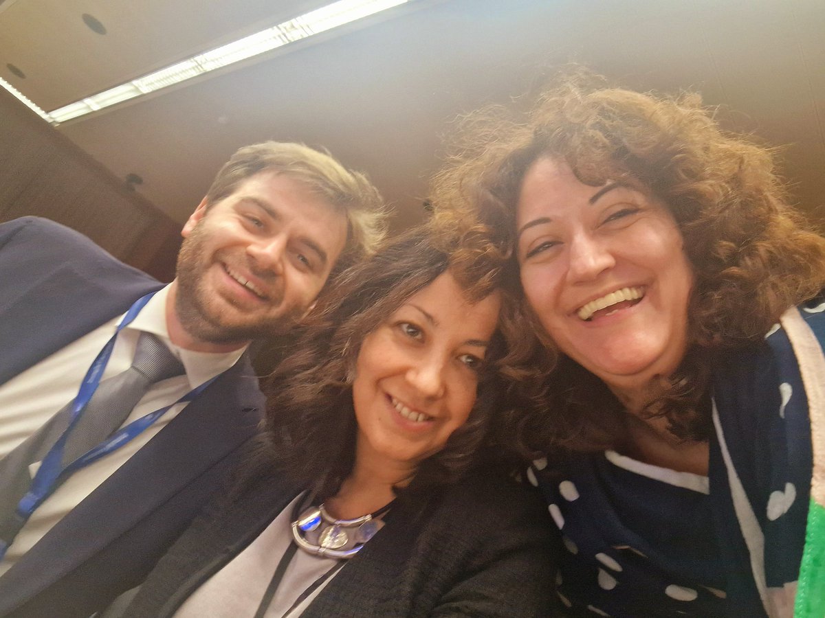 +17 hours AI Act trilogue...we are still smiling, not sure why😆 maybe out of desperation?