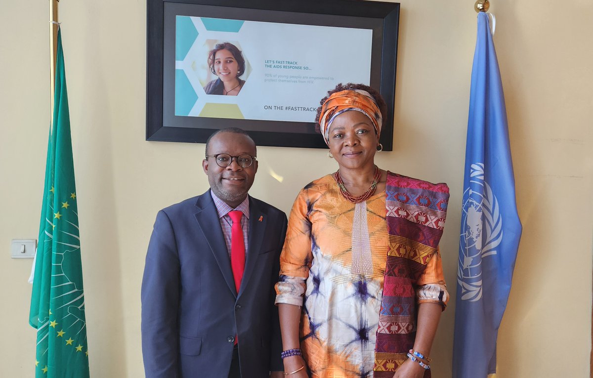 With Dr Sihaka Tsemo, Director of UNAIDS Liaison Office to the African Union and UNECA, we discussed strengthening joint @UNAIDS_AU_ECA @UNFPAELO support to @_AfricanUnion priorities on HIV, Sexual and Reproductive Health, Gender and Youth. 
Merci @AULO_Sihaka